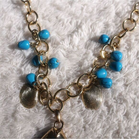 Vintage 00s Lilly Pulitzer Blue Gold Fish Necklace - Picture 3 of 6